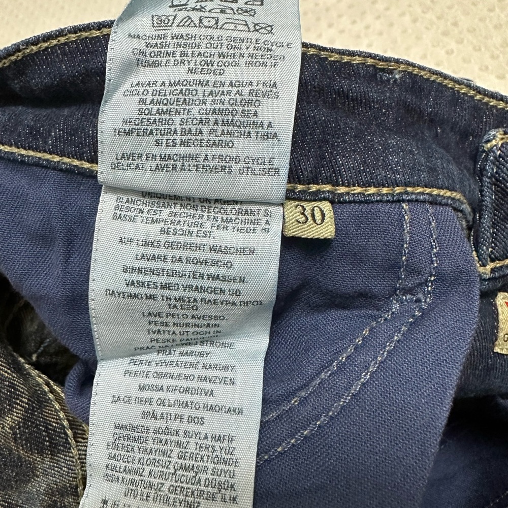 Guess Rip Jeans (size 30) - Picture 10 of 13